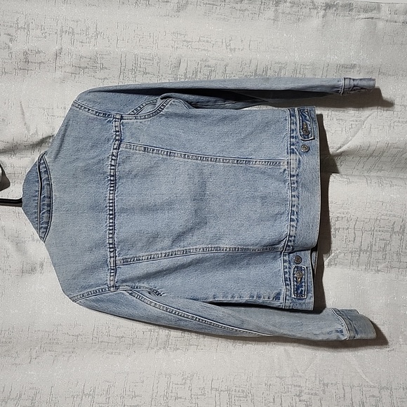 Levi Womens retro jacket. Waist length. - Picture 2 of 7